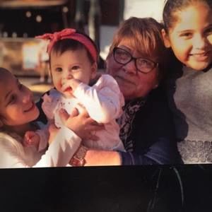 Meet your Posher, Isabel